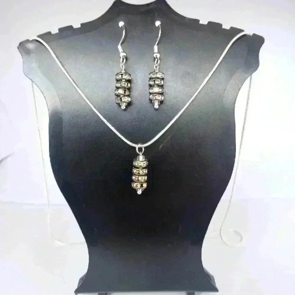 Mom's Island Beads Jewelry - Handcrafted Fashion Set